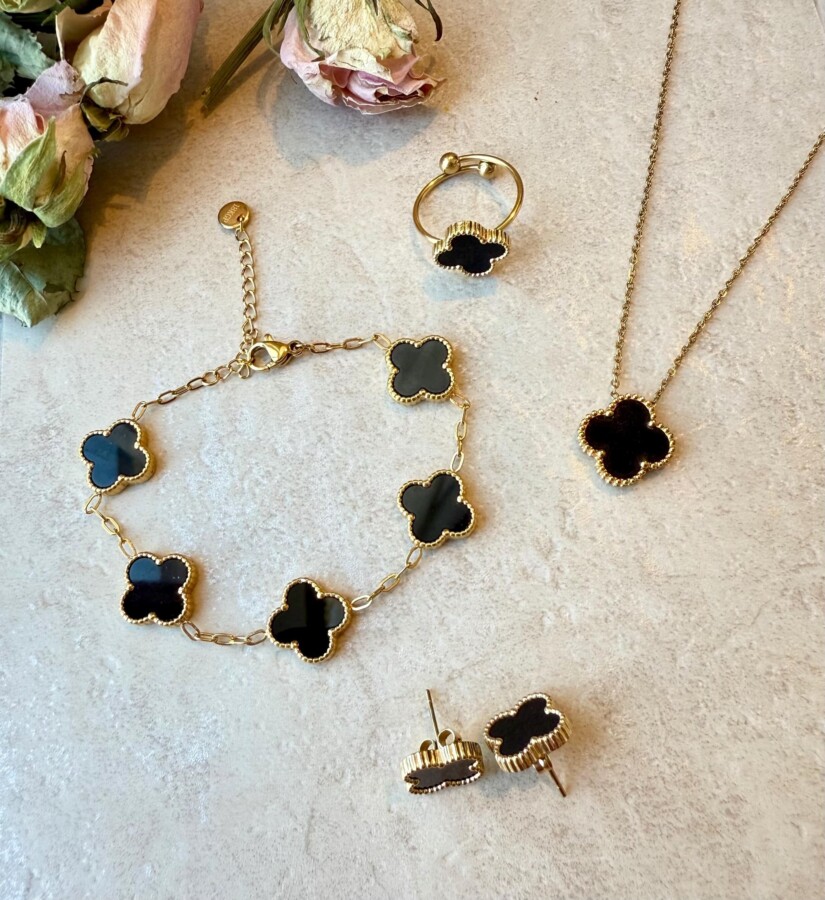 Bijoux trèfle quatre feuilles tendance