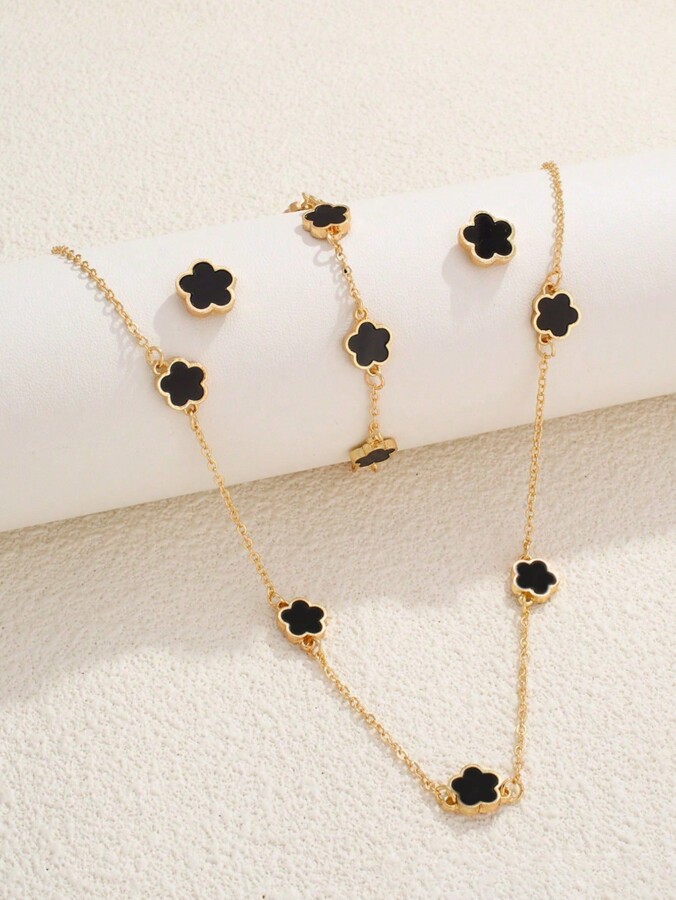 Collier bijoux trèfle porte-bonheur