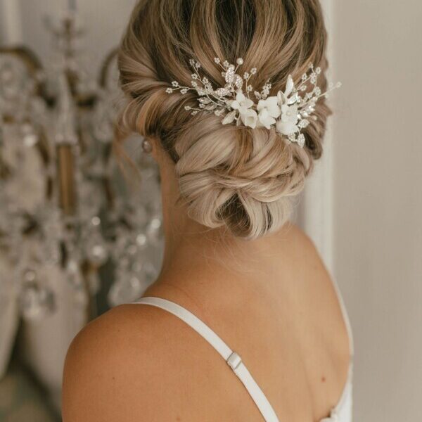 Bijoux Mariage Cheveux : Accessoires Élégants pour Votre Coiffure