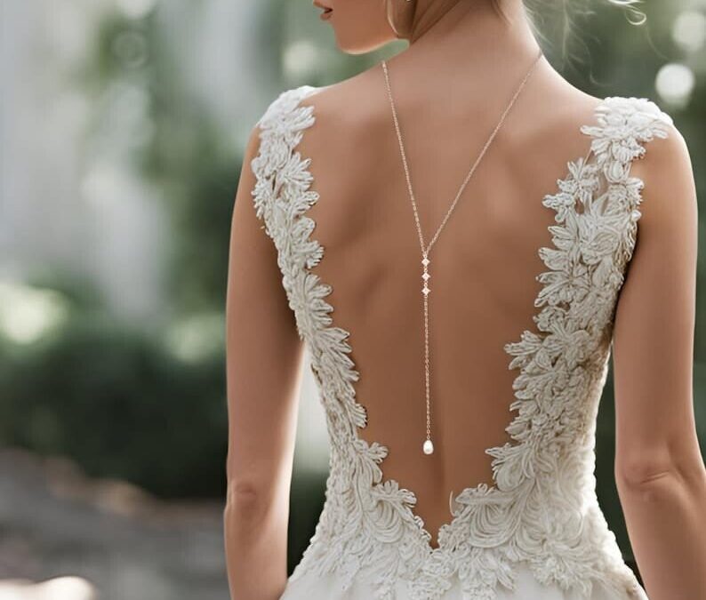 Bijoux de Dos Mariage : Élégance et Raffinement