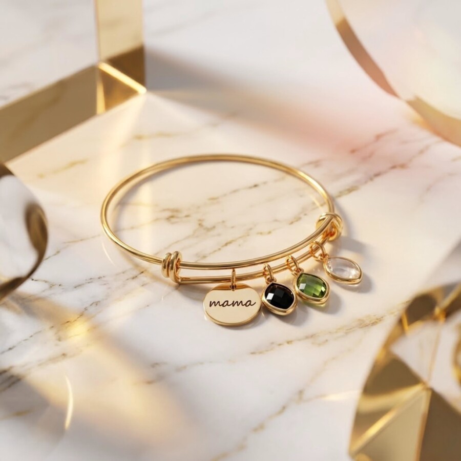 Bijoux gravés pour maman
