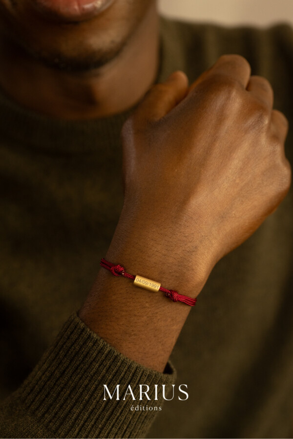 Bijoux gravés pour homme