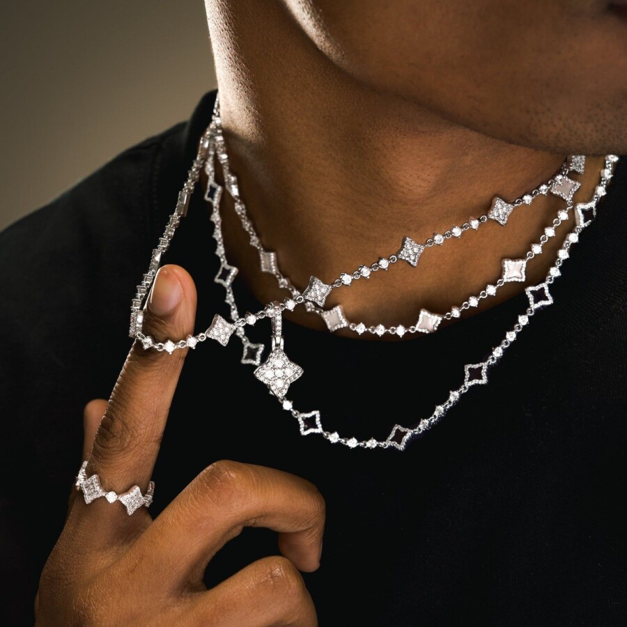 Bijoux homme élégants