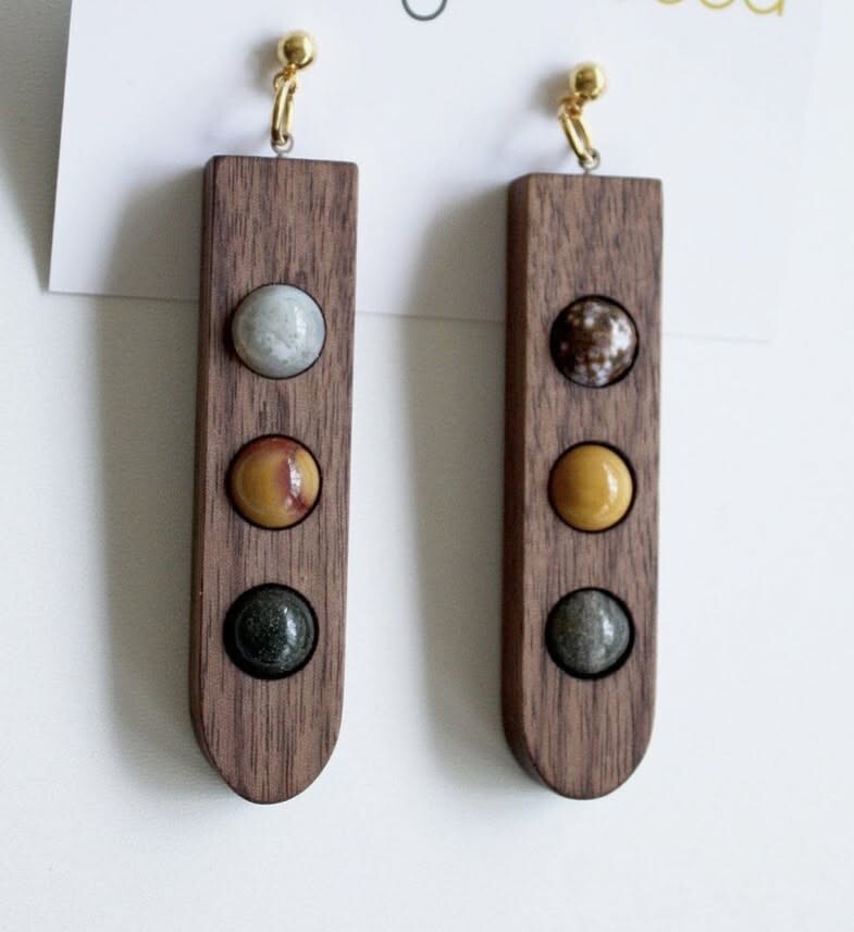 Colliers en bois naturels