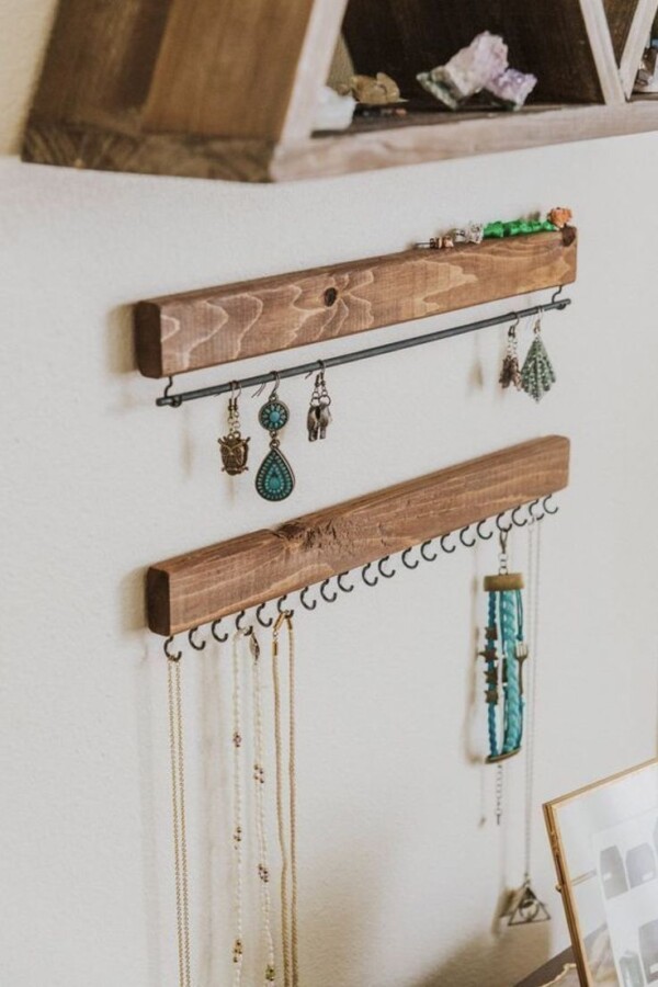 Support naturel pour bijoux