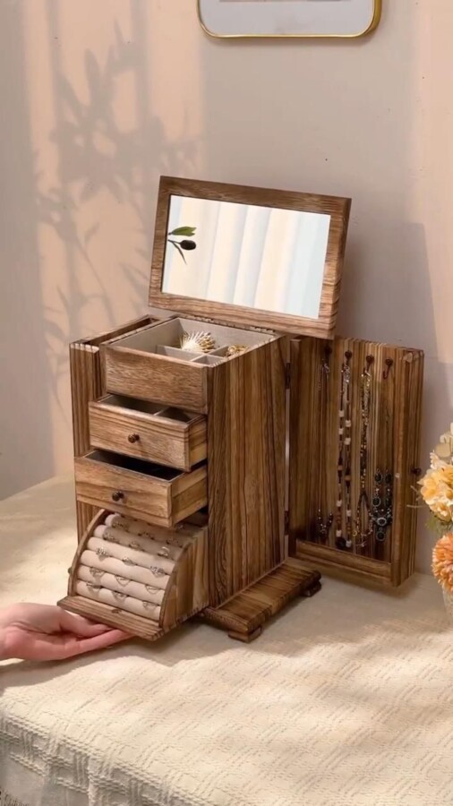 Rangement bijoux en bois