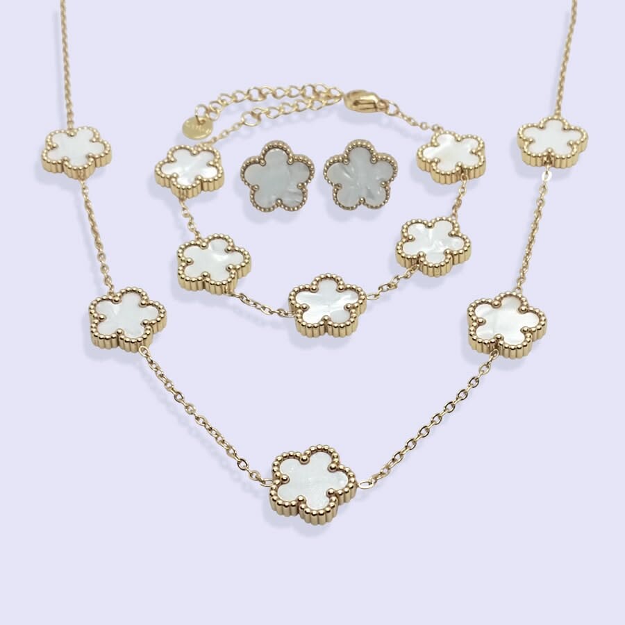 collier trèfle quatre feuilles